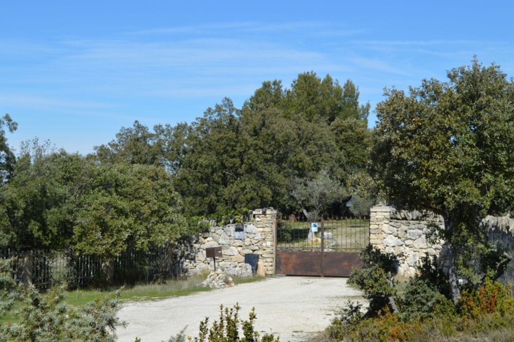 � vendre  Maison Lagnes (84800)