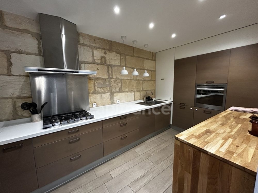 � vendre  Appartement Bordeaux (33000)