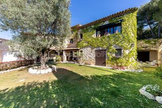  Propri�t�/ch�teau � vendre 10 pi�ces 490 m�