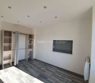  Immeuble � vendre 10 pi�ces 200 m�