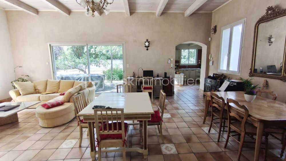 � vendre  Propri�t�/ch�teau Solli�s-Pont (83210)