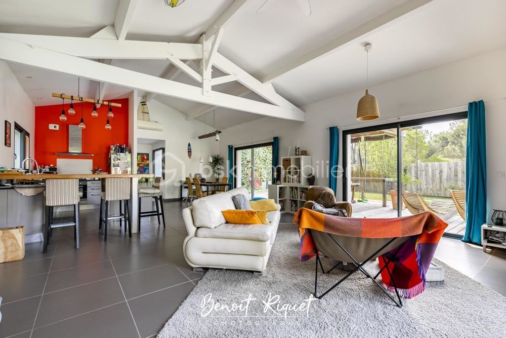 � vendre  Villa Lanton (33138)