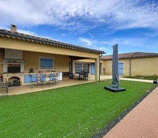  Villa � vendre 7 pi�ces 220 m�