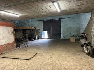  Remise / Grange � vendre 1 pi�ce 125 m�