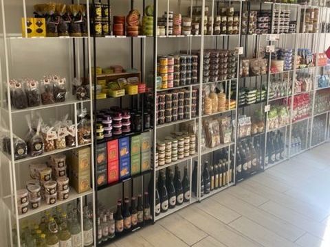 Fonds de commerce &agrave; vendre  () 205000 73210 Aime