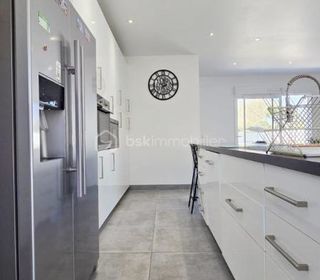  Villa � vendre 6 pi�ces 180 m�