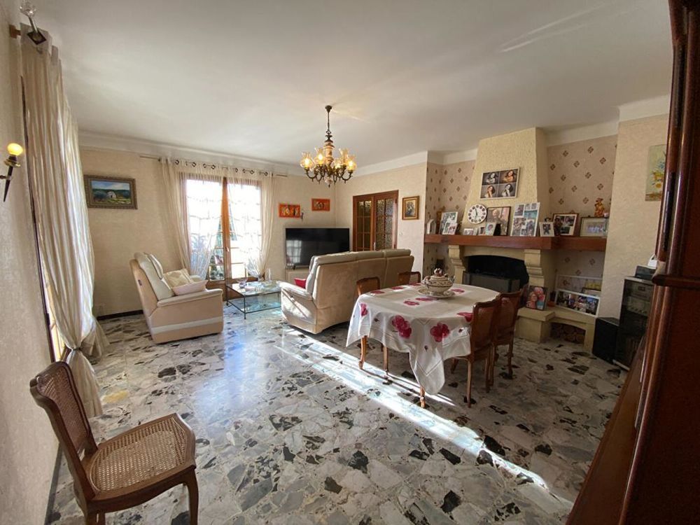 � vendre  Maison Grans (13450)
