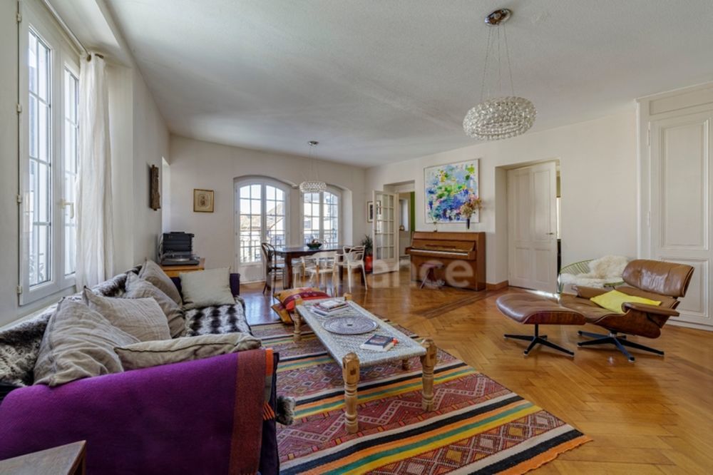 � vendre  Maison Divonne-les-Bains (01220)