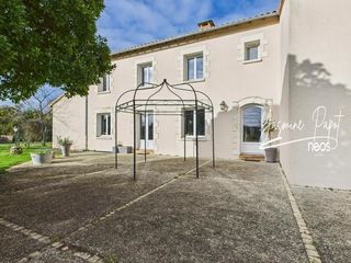  Maison � vendre 8 pi�ces 220 m�