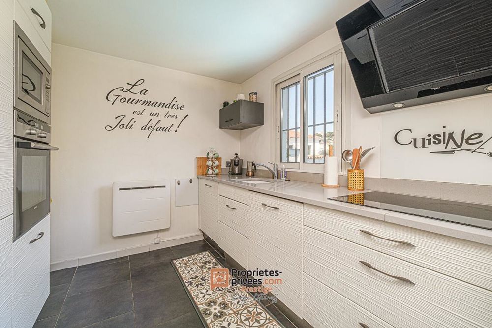 � vendre  Villa Marseille 8