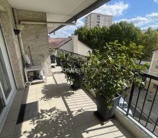  Appartement � vendre 4 pi�ces 83 m�