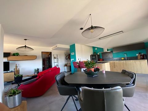   Exclusivit� Appartement T5 dernier �tage terrasses garage et stationnement ( 74200) Appartement - 5 pi�ce(s) - 126 m�