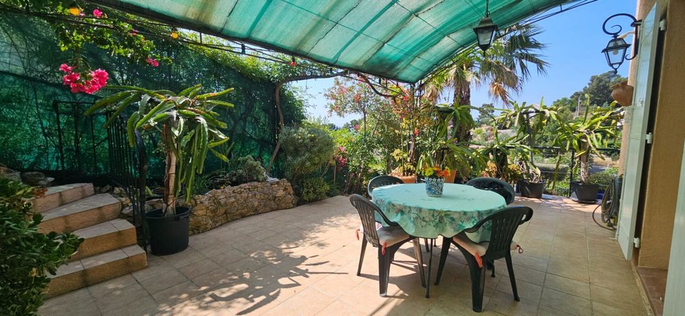 � vendre  Maison Toulon (83200)