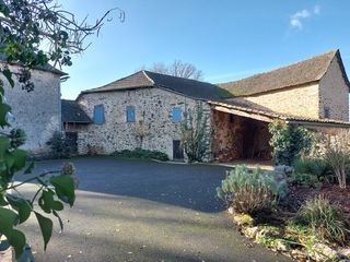  Maison � vendre 11 pi�ces 308 m�