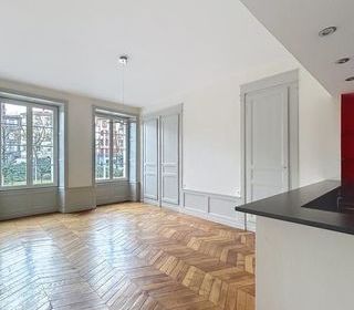  Appartement � louer 6 pi�ces 155 m� Clermont ferrand