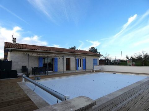   Maison de plain-pied 143 m2 / pi�ce de vie 75m� / 3 chambres / piscine / terrain 7000m� Maison - 5 pi�ce(s) - 143 m�