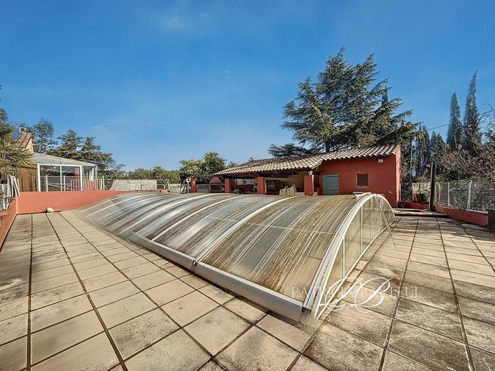 � vendre  Villa Th�za (66200)