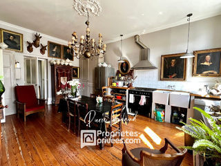  Appartement � vendre 7 pi�ces 220 m�