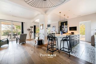  Maison � vendre 6 pi�ces 269 m�