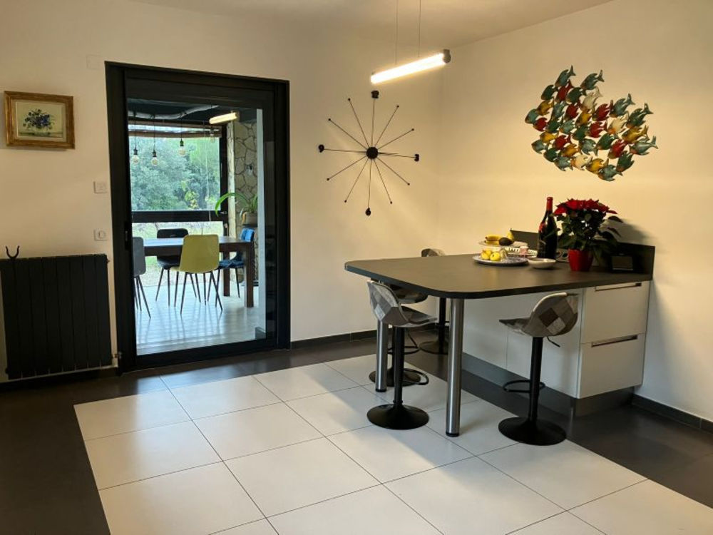 � vendre  Villa P�zenas (34120)