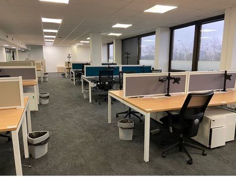 Aux bureaux de la colline, A LOUER, 187 m&sup2; en plug and play, en excellent &eacute;tat 4519 92210 Saint cloud
