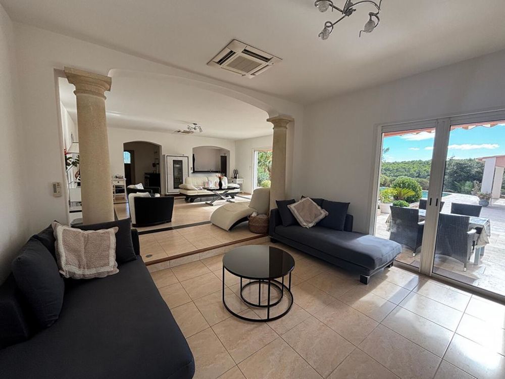 � vendre  Villa Flayosc (83780)