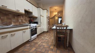  Immeuble � vendre 7 pi�ces 147 m�