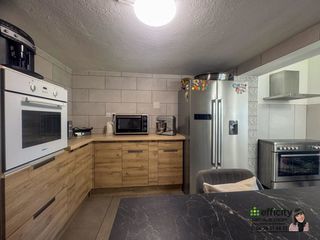  Maison � vendre 12 pi�ces 250 m�