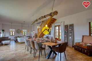  Propri�t�/ch�teau � vendre 8 pi�ces 260 m�