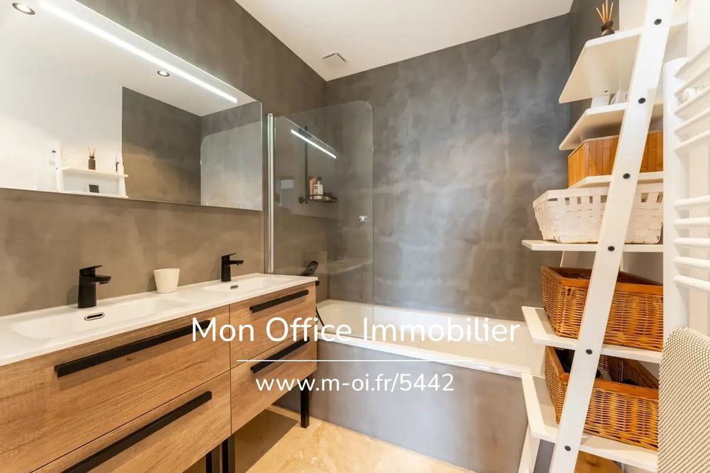 � vendre  Maison Aix-en-Provence (13090)
