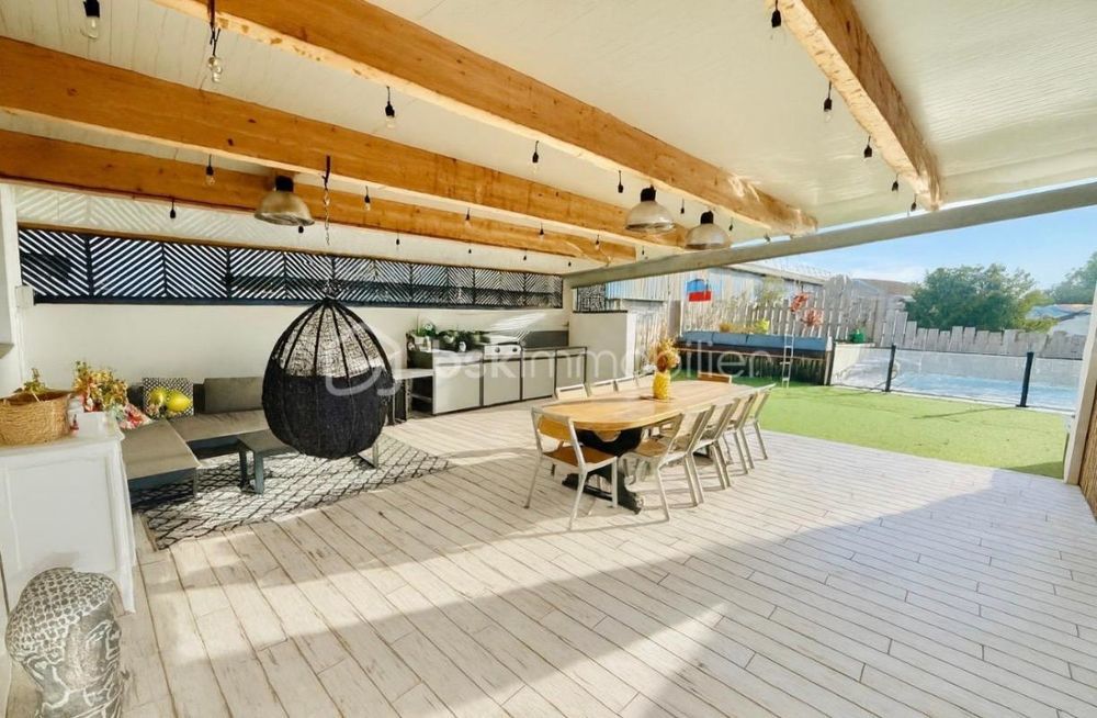 � vendre  Propri�t�/ch�teau Lons (64140)