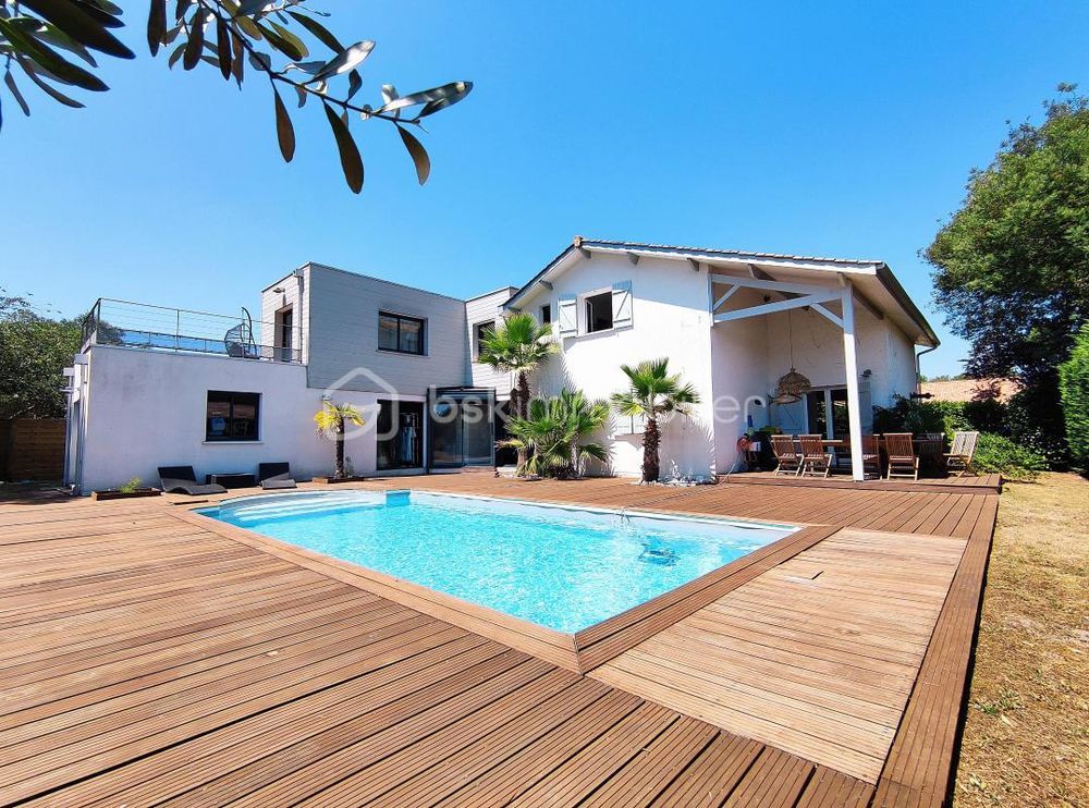 � vendre  Villa Gujan-Mestras (33470)