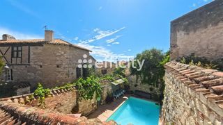  Maison � vendre 8 pi�ces 250 m�