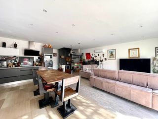  Maison � vendre 5 pi�ces 189 m�