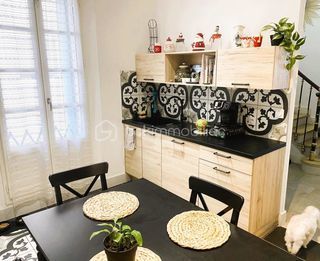  Maison � vendre 9 pi�ces 200 m�