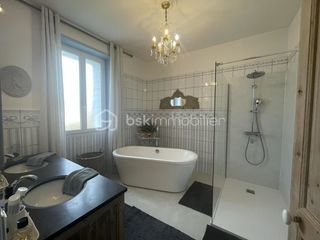  Propri�t�/ch�teau � vendre 4 pi�ces 153 m�