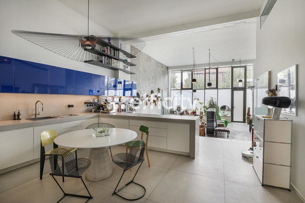 � vendre  Loft Montreuil (93100)