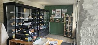  Immeuble � vendre 3 pi�ces 121 m�