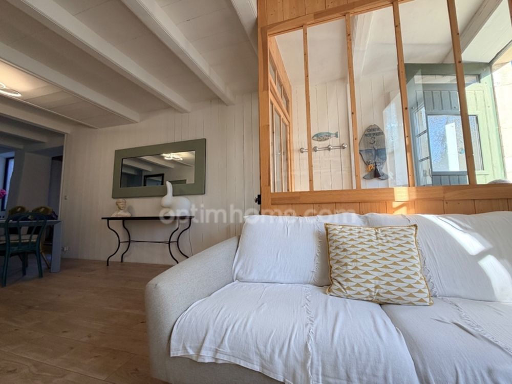 � vendre  Maison Le Bois-Plage-en-R� (17580)