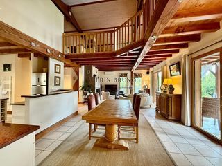  Maison � vendre 11 pi�ces 208 m�