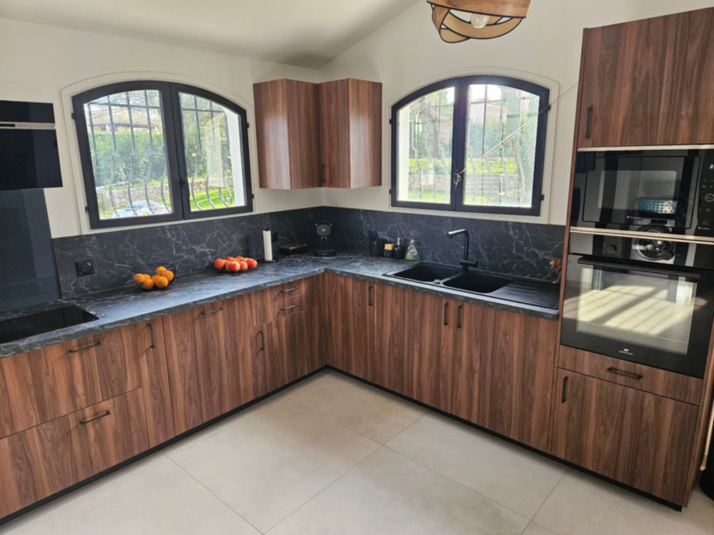 � vendre  Villa Roquefort-les-Pins (06330)