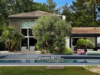  Maison � vendre 7 pi�ces 264 m�