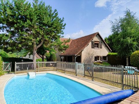   Maison de campagne avec piscine  garage 5 pi�ce(s) 108 m2 Maison - 5 pi�ce(s) - 108 m�