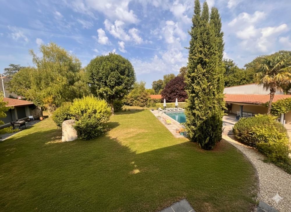 � vendre  Maison Riom (63200)