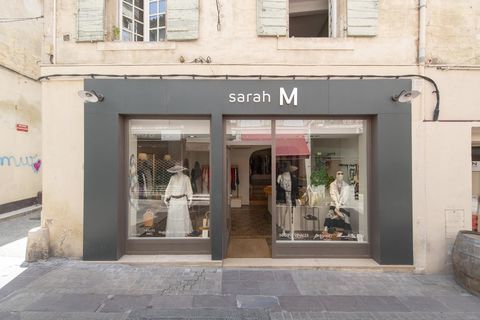 Commerces/Negoce 65000 13200 Arles