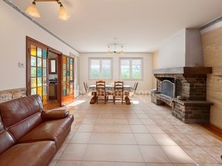  Maison � vendre 9 pi�ces 210 m�