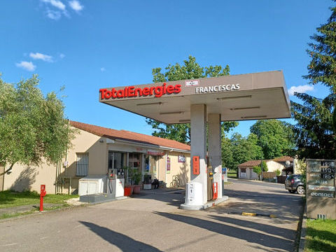 Dpt Lot et Garonne (47), &agrave; vendre FRANCESCAS Alimentation et station-service 219700 47600 Francescas
