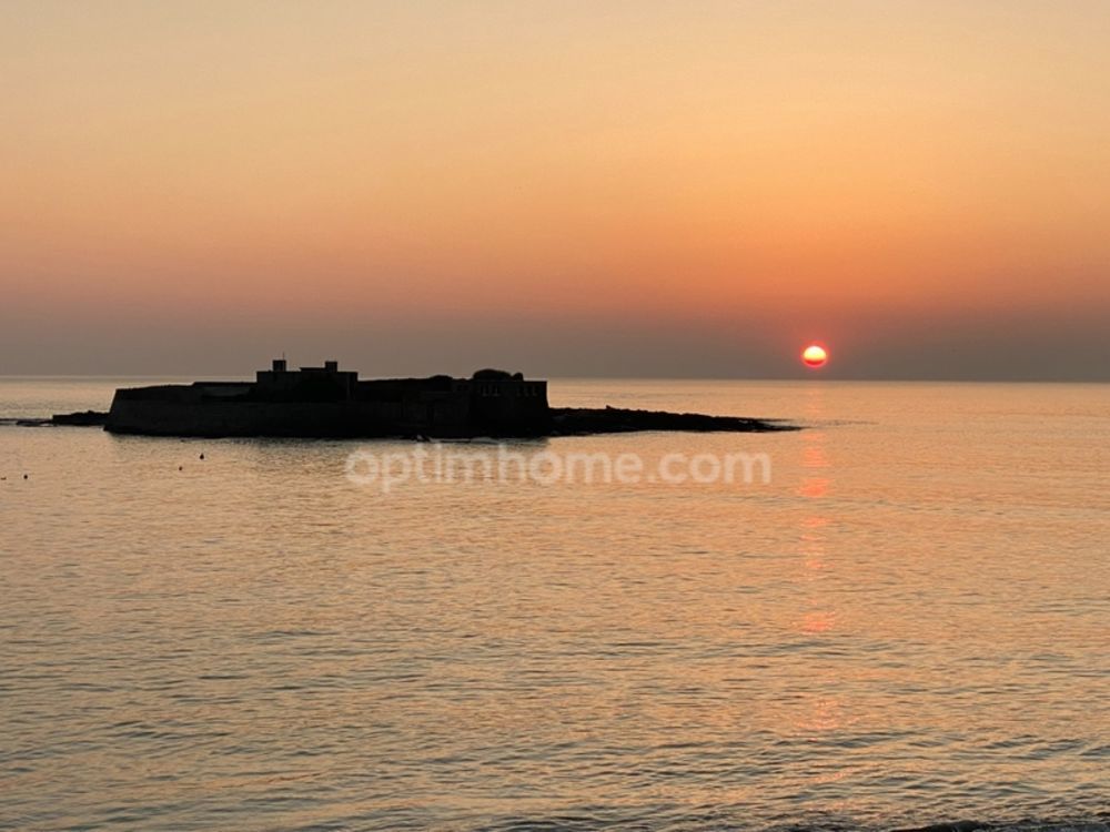 � vendre  Propri�t�/ch�teau Ploemeur (56270)