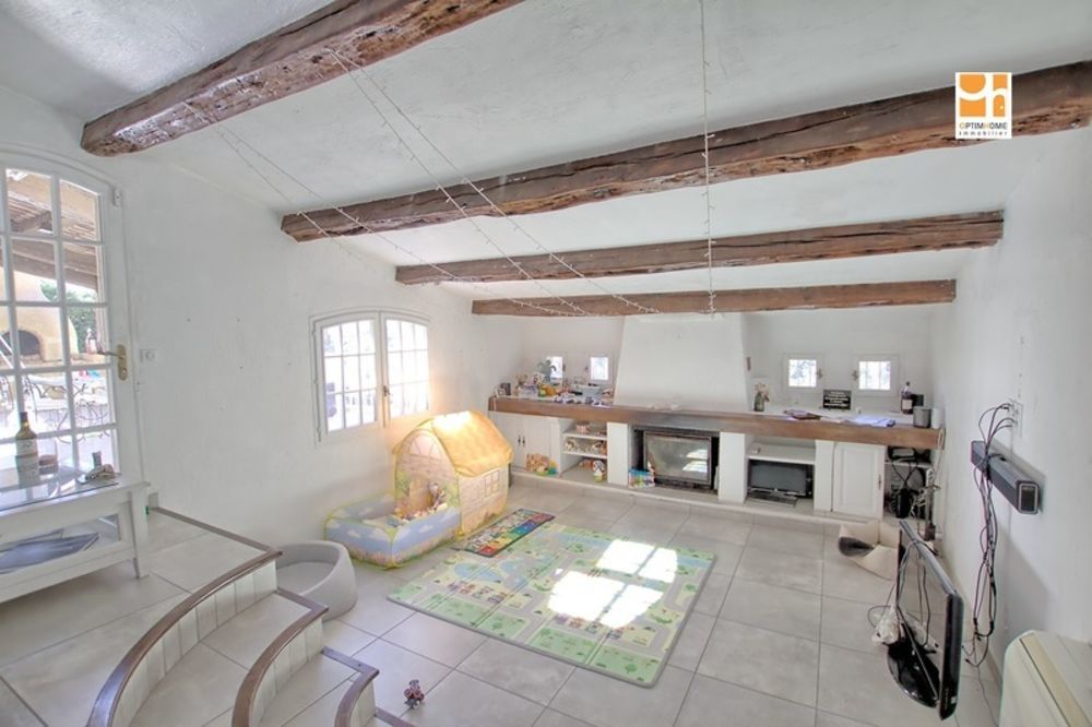 � vendre  Villa Cagnes-sur-Mer (06800)