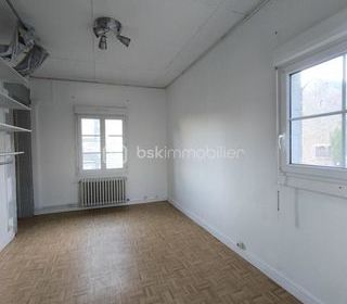  Immeuble � vendre 15 + pi�ces 284 m�